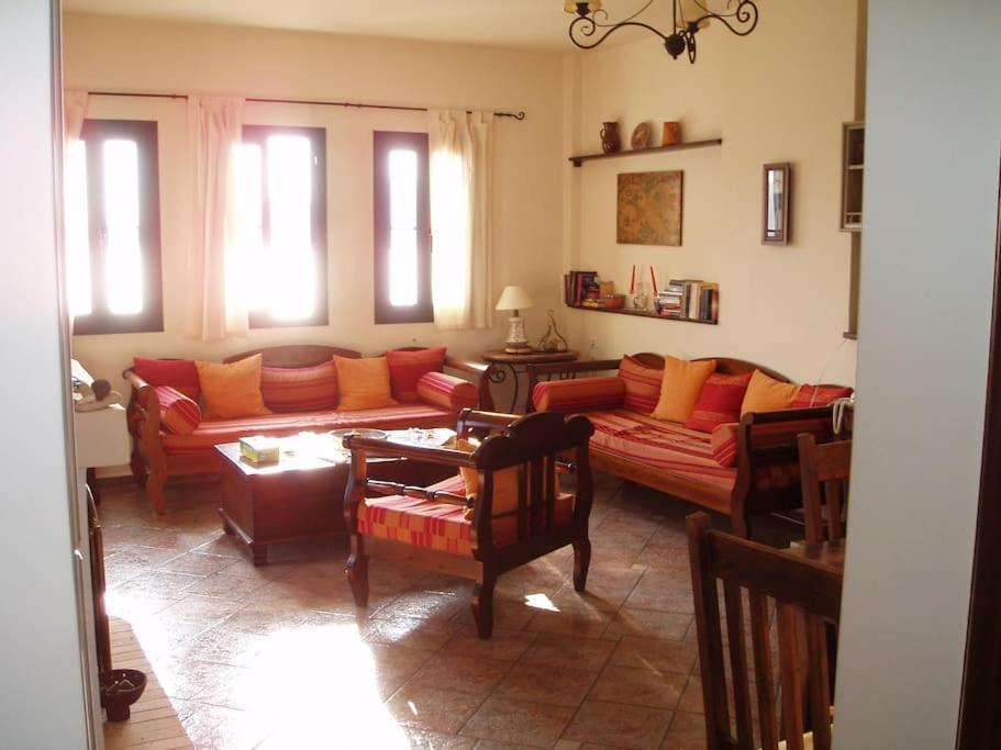 Villa With Breathtaking Views And Private Beach Agios Dimitrios  Buitenkant foto
